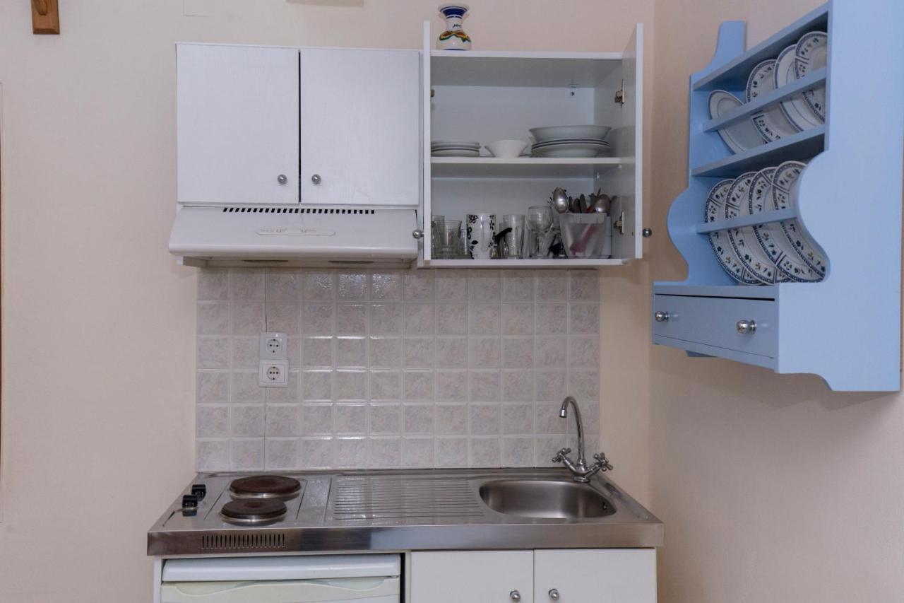 Mandy Suites Kissamos Bagian luar foto